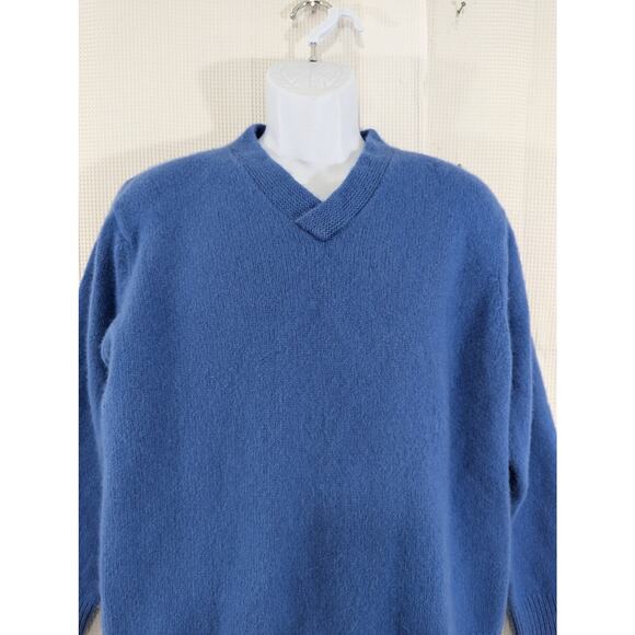 THE GAP! ANGORA & LAMBSWOOL BLEND, THICK, PLUSH SKY BLUE V-NECK SWEATER! SZ XL - Picture 3 of 9
